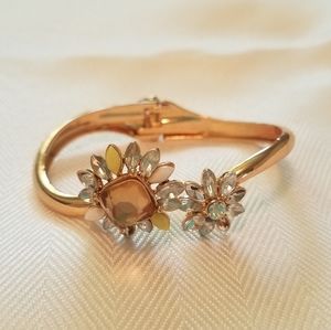 Gold flower bangle